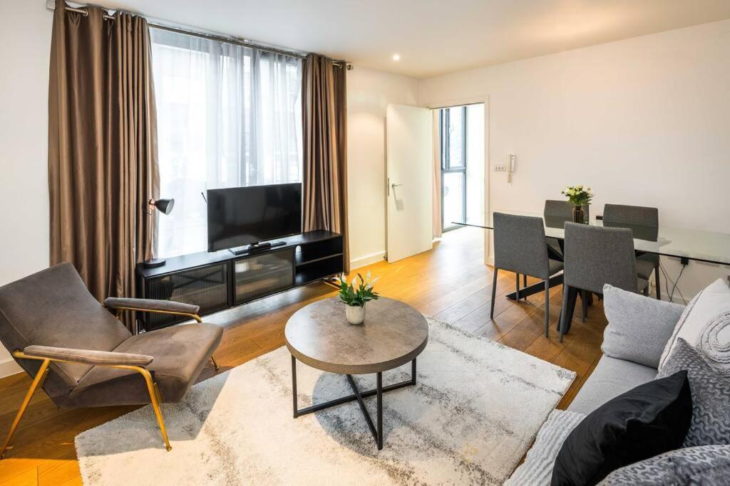 Chic And Spacious Flat Near Bond Street Apartman London Kültér fotó