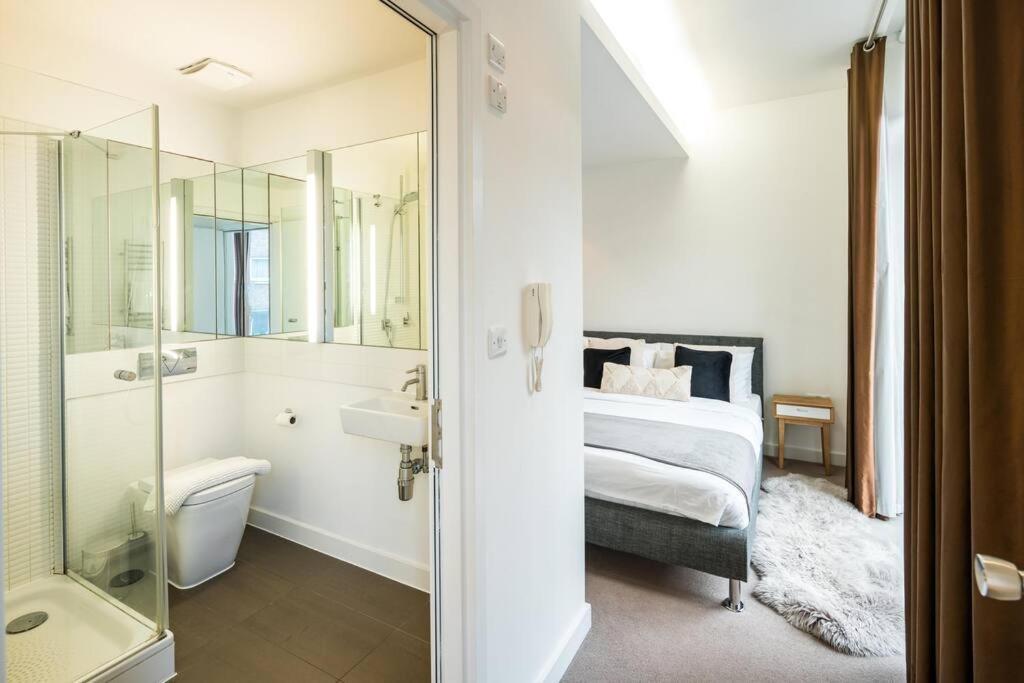 Chic And Spacious Flat Near Bond Street Apartman London Kültér fotó