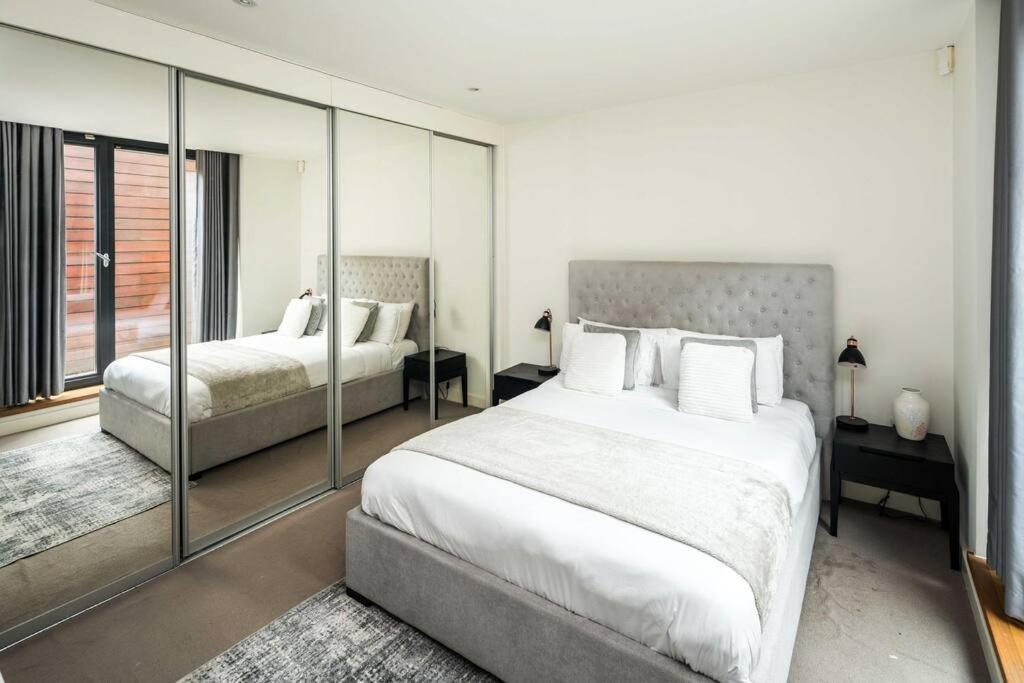 Chic And Spacious Flat Near Bond Street Apartman London Kültér fotó