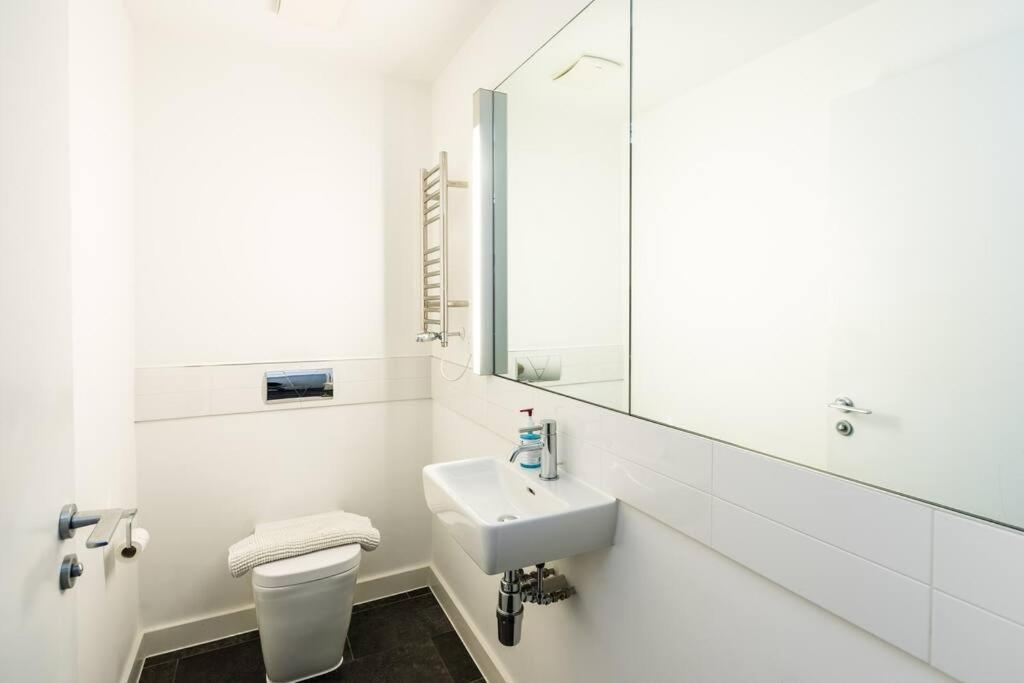 Chic And Spacious Flat Near Bond Street Apartman London Kültér fotó